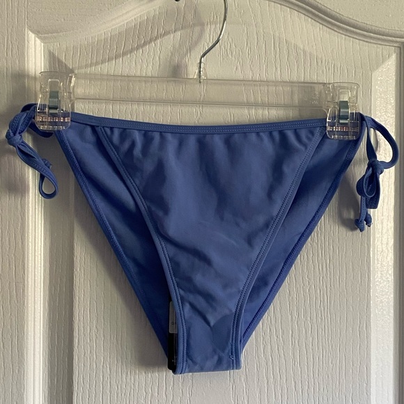 PRETTY LITTLE THING BLUE BIKINI - Picture 5 of 9